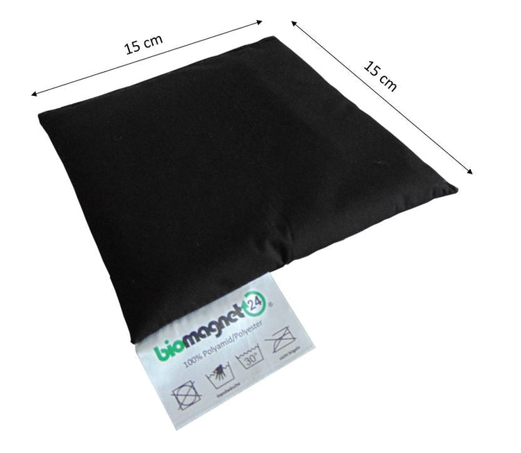 magnetfelddecke pferd | magnetfelddecke hund | magnetfeldmatte hund | magnetfeld mantel hund | magnetfeldmatte hund test | pulsierendes magnetfeld pferd | magnetfeldtherapie | genickschutz pferd | pulsierende magnetfeldtherapie pferd | magnetfeld für pferde | biomagnet24